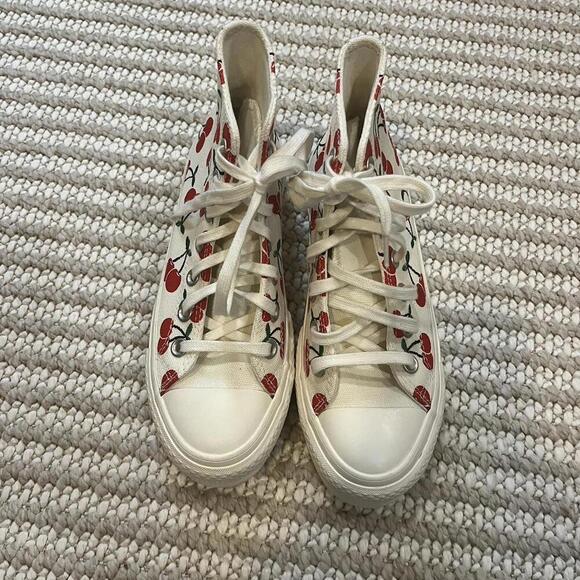 Chuck Taylor All Star Lift Platforn Cherries Converse - Picture 3 of 4